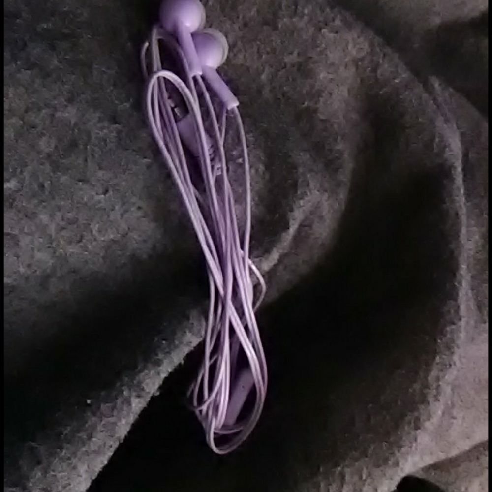 Just bought headphone